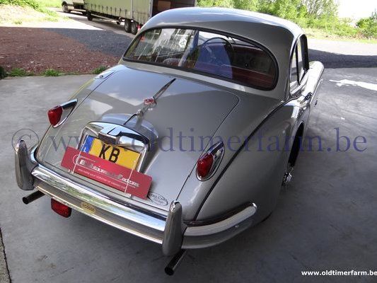 Jaguar XK 150 FHC Grey (1960)