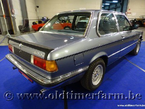 BMW 323i '82 (1982)