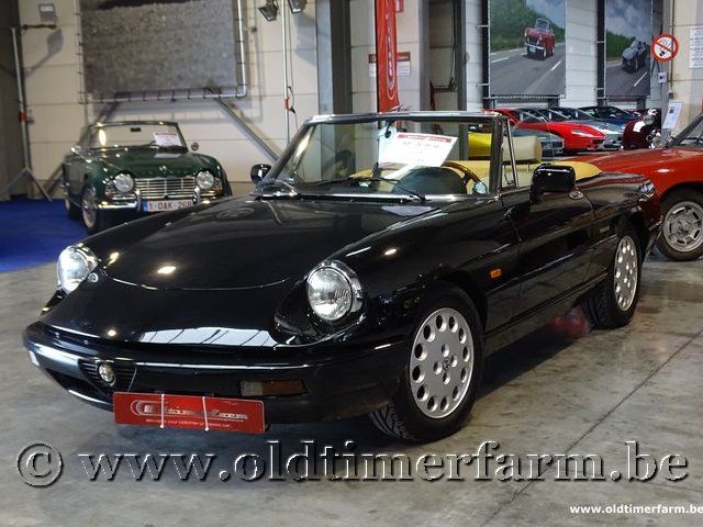 Alfa Romeo Spider 2000 Black '91 (1991)