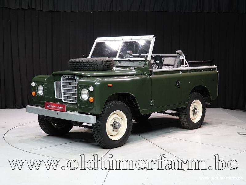 Land Rover 88 Series 3 '82 (1982)
