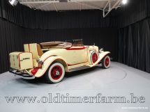 Auburn 8-100A Cabriolet '32 (1932)