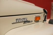 Toyota Land Cruiser FJ40 (1983)