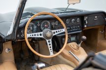 Jaguar E-type Series 2 4.2 '69 (1969)