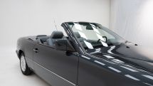 Mercedes-Benz E 220 Cabriolet '94 (1994)