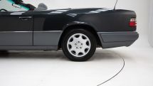 Mercedes-Benz E 220 Cabriolet '94 (1994)