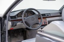 Mercedes-Benz E 220 Cabriolet '94 (1994)