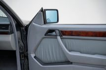 Mercedes-Benz E 220 Cabriolet '94 (1994)