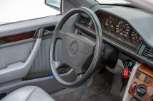 Mercedes-Benz E 220 Cabriolet '94 (1994)