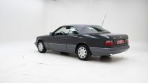 Mercedes-Benz E 220 Cabriolet '94 (1994)