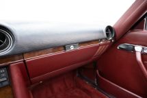 Mercedes-Benz 380 SL + hardtop '85 (1985)