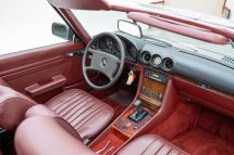 Mercedes-Benz 380 SL + hardtop '85 (1985)