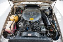 Mercedes-Benz 380 SL + hardtop '85 (1985)