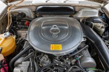 Mercedes-Benz 380 SL + hardtop '85 (1985)