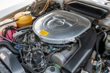 Mercedes-Benz 380 SL + hardtop '85 (1985)