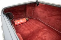 Mercedes-Benz 380 SL + hardtop '85 (1985)