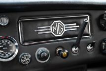 MG B GT + Overdrive '71 (1971)