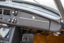 MG B roadster + overdrive '72 (1972)