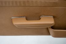 Mercedes-Benz 380 SL + hardtop '82 (1982)