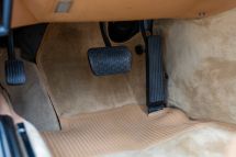 Mercedes-Benz 380 SL + hardtop '82 (1982)