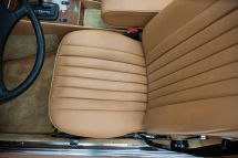 Mercedes-Benz 380 SL + hardtop '82 (1982)