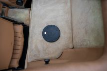 Mercedes-Benz 380 SL + hardtop '82 (1982)