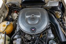 Mercedes-Benz 380 SL + hardtop '82 (1982)