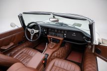 Jaguar E-Type Series 3 V12 '74 (1974)