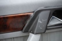 Mercedes-Benz 220 E '94 (1994)