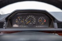 Mercedes-Benz 220 E '94 (1994)