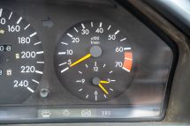 Mercedes-Benz 220 E '94 (1994)