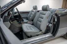 Mercedes-Benz 220 E '94 (1994)