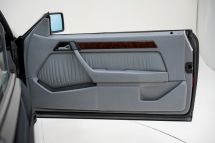 Mercedes-Benz 220 E '94 (1994)