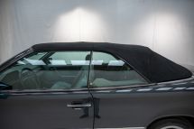 Mercedes-Benz 220 E '94 (1994)