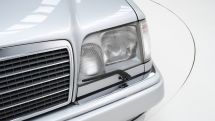 Mercedes-Benz E 36 AMG + Hardtop '95 (1995)