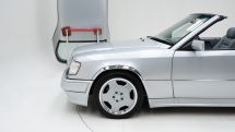 Mercedes-Benz E 36 AMG + Hardtop '95 (1995)