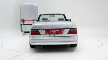 Mercedes-Benz E 36 AMG + Hardtop '95 (1995)