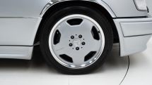 Mercedes-Benz E 36 AMG + Hardtop '95 (1995)