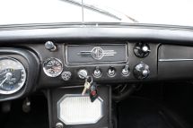 MG B '65 (1965)