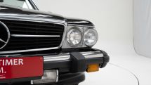 Mercedes-Benz 560 SL '88 (1988)