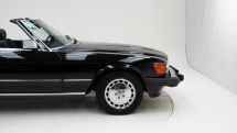 Mercedes-Benz 560 SL '88 (1988)