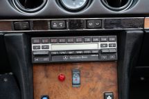 Mercedes-Benz 560 SL '88 (1988)