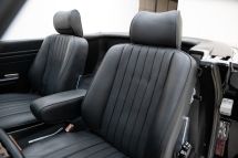 Mercedes-Benz 560 SL '88 (1988)