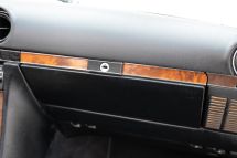 Mercedes-Benz 560 SL '88 (1988)