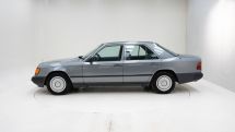Mercedes-Benz 230E '88 (1988)