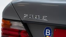 Mercedes-Benz 230E '88 (1988)