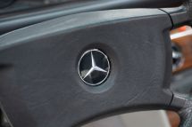 Mercedes-Benz 230E '88 (1988)