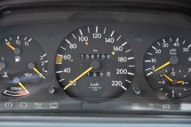 Mercedes-Benz 230E '88 (1988)