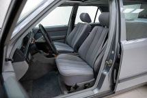 Mercedes-Benz 230E '88 (1988)
