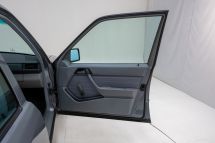 Mercedes-Benz 230E '88 (1988)