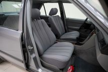 Mercedes-Benz 230E '88 (1988)